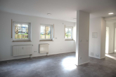 Wohnbereich_3 - Modernisierte 2-Zimmer-Wohnung mit Tiefgarage in Liederbach am Taunus