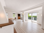 EG_Wohnzimmer - Großzügige und moderne Hochparterre-Wohnung +58 m² Hobbykeller, Doppelgarage und großem Garten