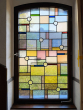 Treppenhaus_Fenster - Großzügige und moderne Hochparterre-Wohnung +58 m² Hobbykeller, Doppelgarage und großem Garten