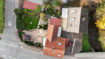 Abrissgrundstück in Bestlage am Freizeitpark Kriftel, 65830 Kriftel, Haus